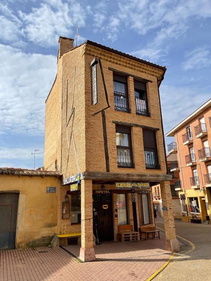 Hotel Hostal Sahagún Exterior foto